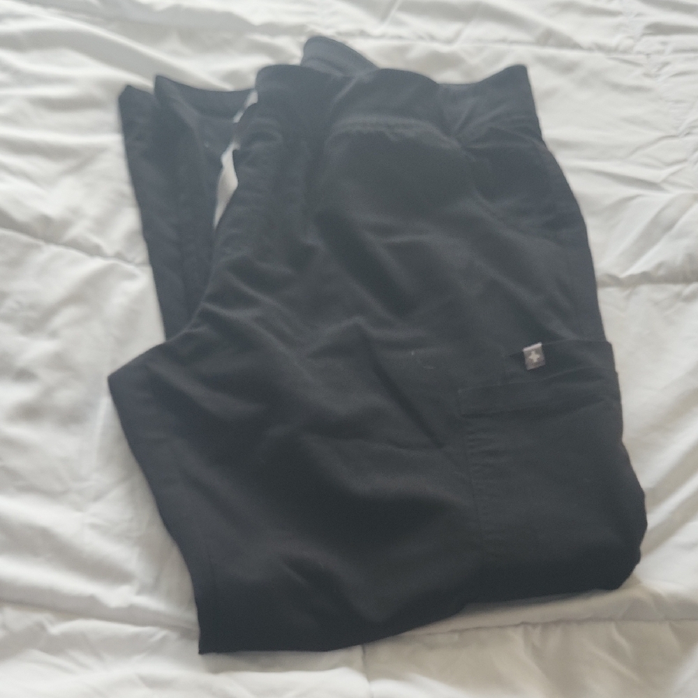 Figs Black Cargo Pants Athletic Style